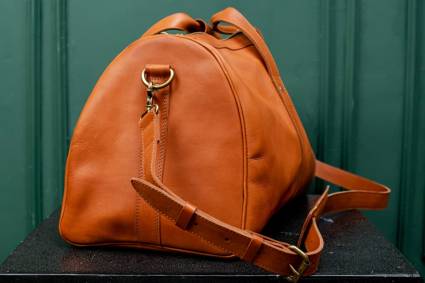 Esen Africa Travel bag in chestnut